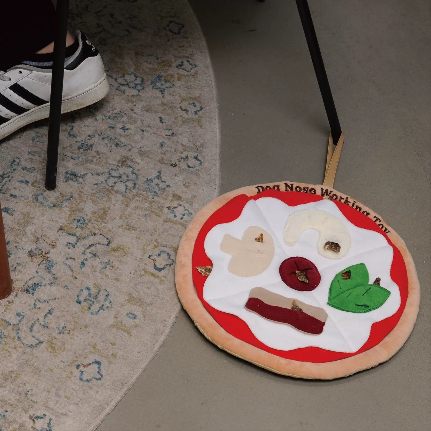Pizza Sniffing Mat 🍕🧠